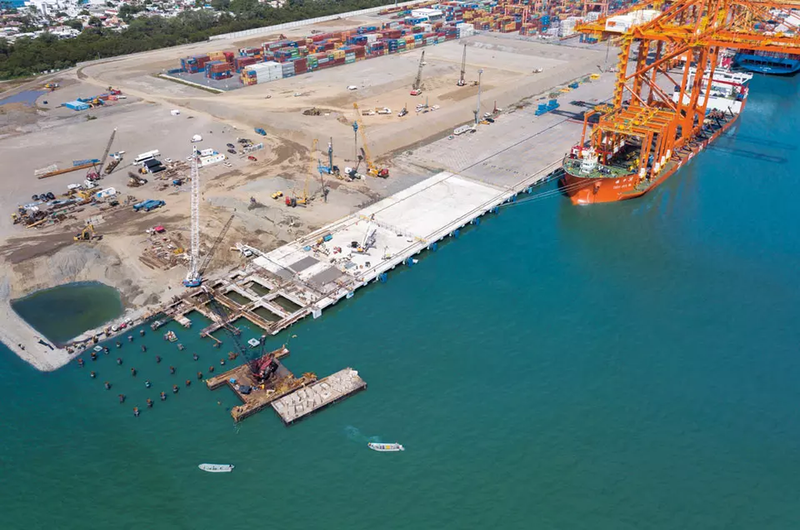 Obra realizada por Grupo INDI Fases 2 y 3 del Puerto de Manzanillo